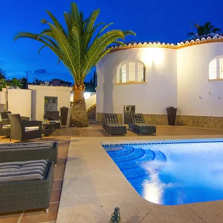 Villa Mackay By Abahana